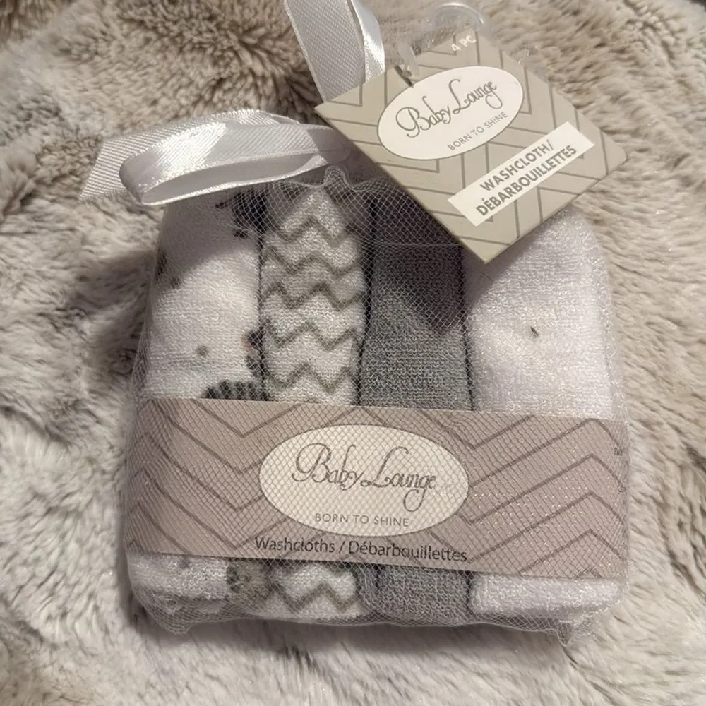 NWT Baby Lounge Washcloths- Set Of 4‎ white & Gray Baby Zebra Waves Solid Gray